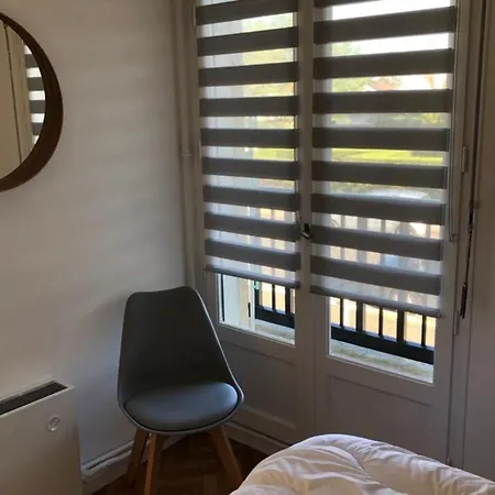 Apartment Beautiful With Gardenlk Cabourg