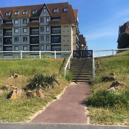 Beautiful With Gardenlk Appartamento Cabourg