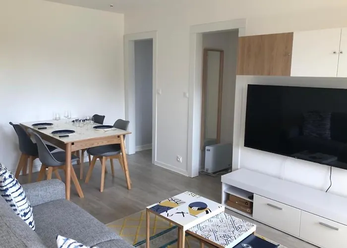 Διαμέρισμα Beautiful With Gardenlk